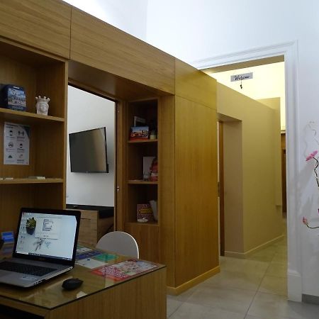 Le Quattro Stagioni - Rooms & Suites Palermo Buitenkant foto
