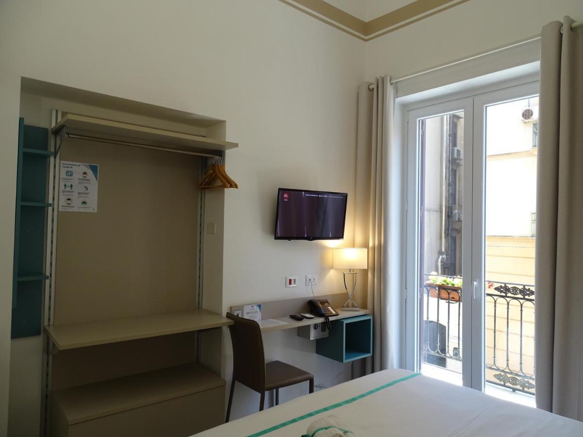 Le Quattro Stagioni - Rooms & Suites Palermo Buitenkant foto