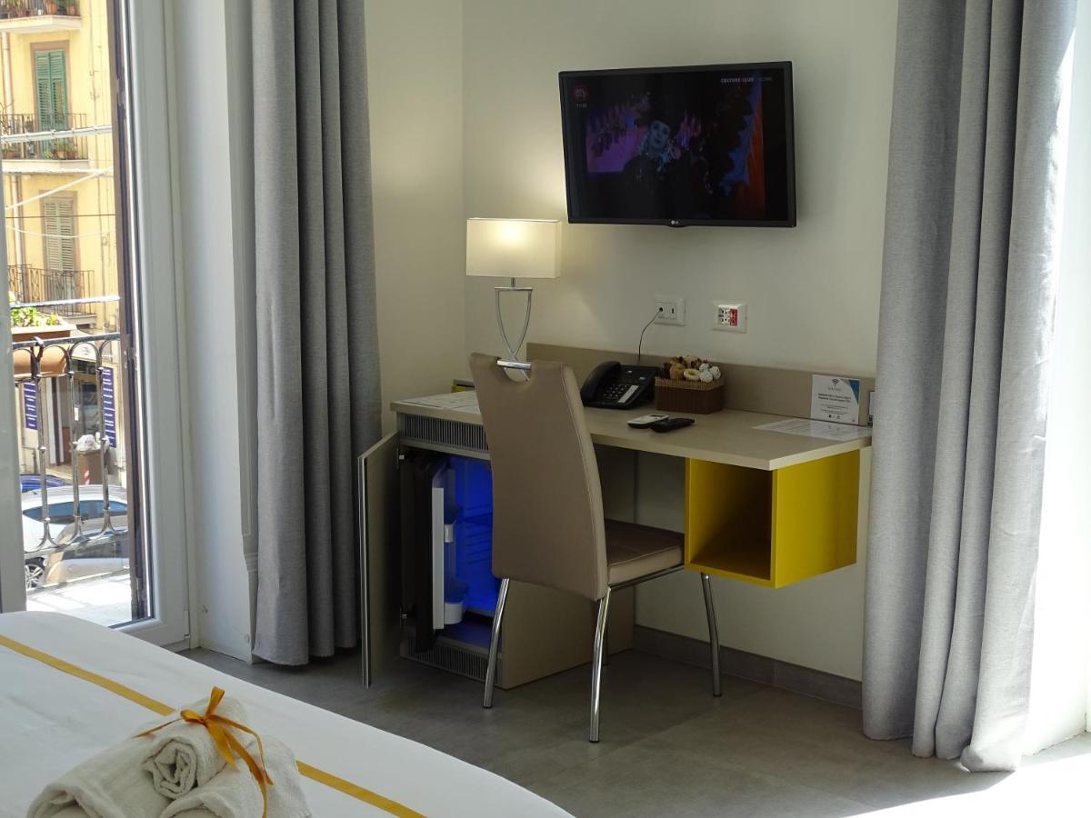 Le Quattro Stagioni - Rooms & Suites Palermo Buitenkant foto