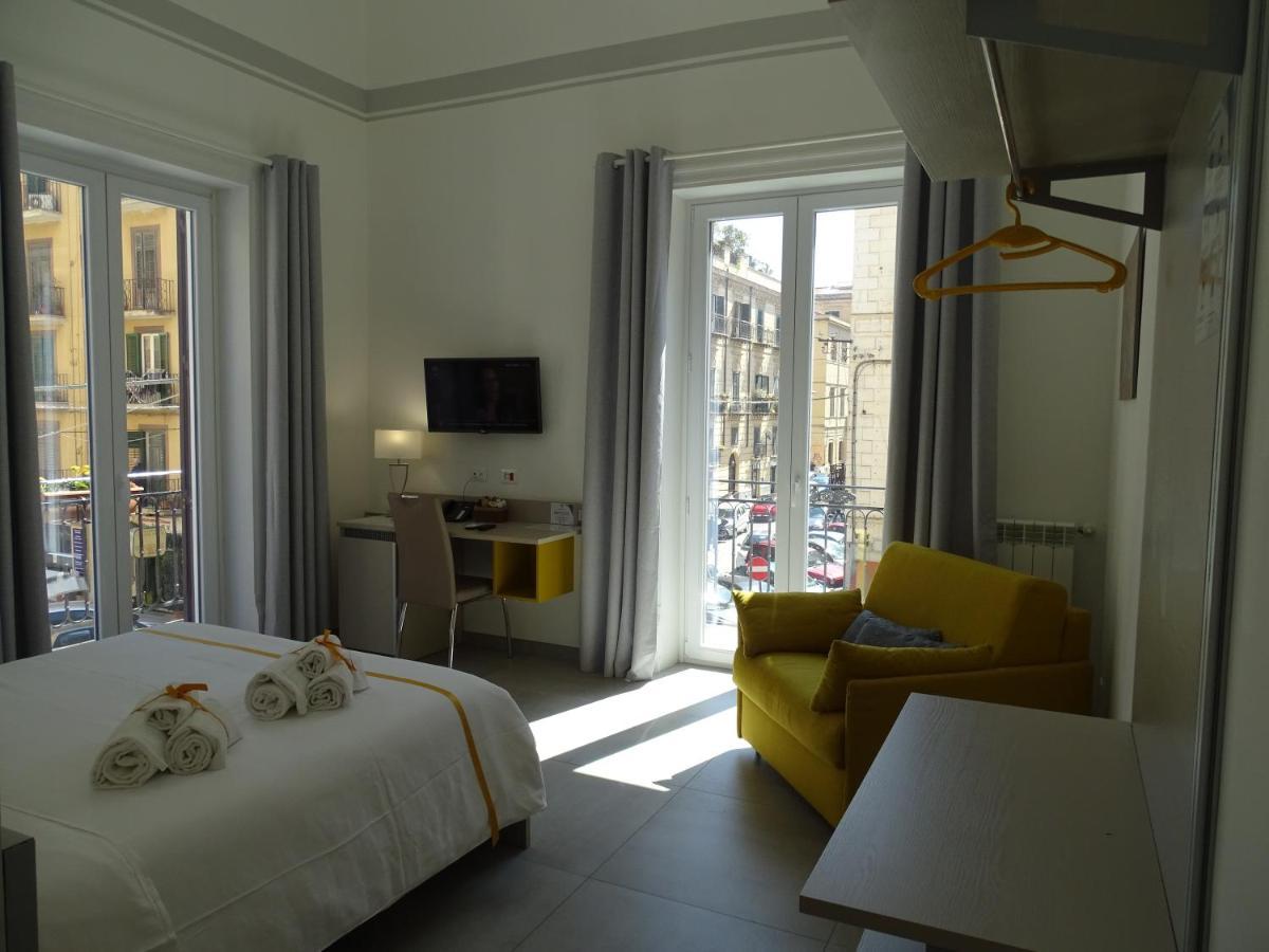 Le Quattro Stagioni - Rooms & Suites Palermo Buitenkant foto