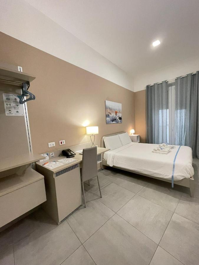Le Quattro Stagioni - Rooms & Suites Palermo Buitenkant foto