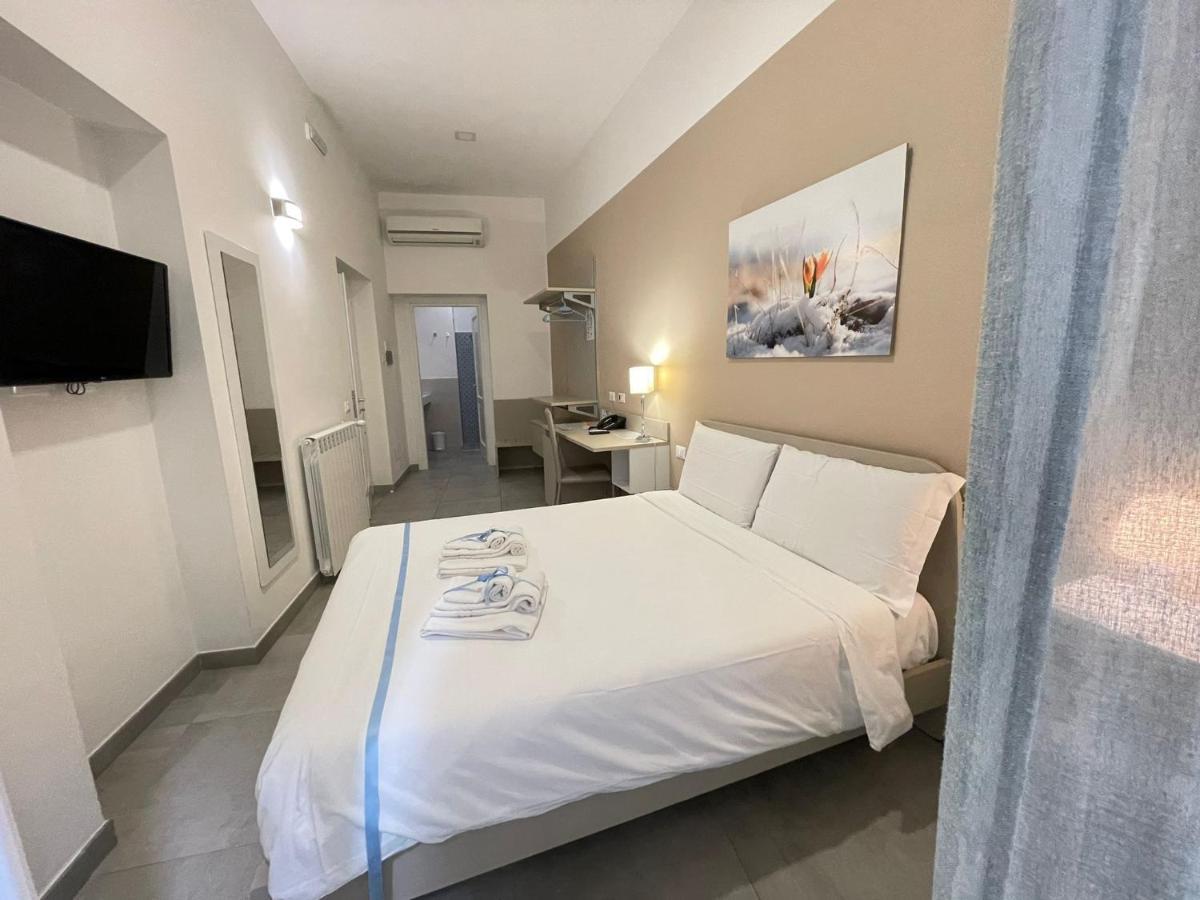 Le Quattro Stagioni - Rooms & Suites Palermo Buitenkant foto