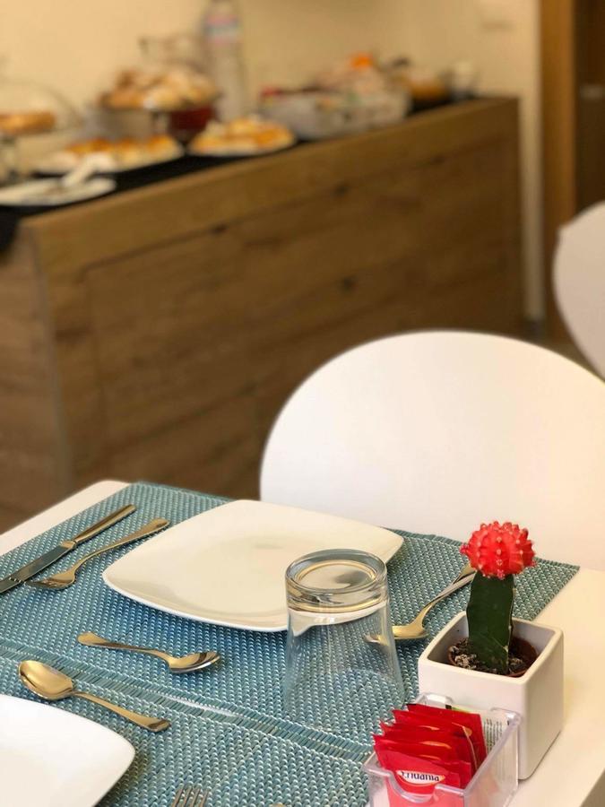Le Quattro Stagioni - Rooms & Suites Palermo Buitenkant foto